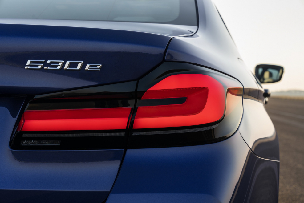 BMW g30 задние фонари