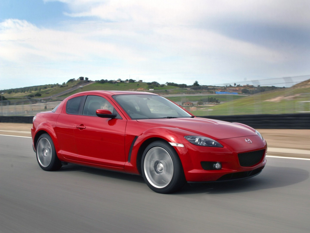 Mazda спорткар RX-8