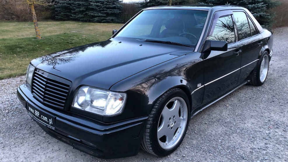 Mercedes 500 AMG 124