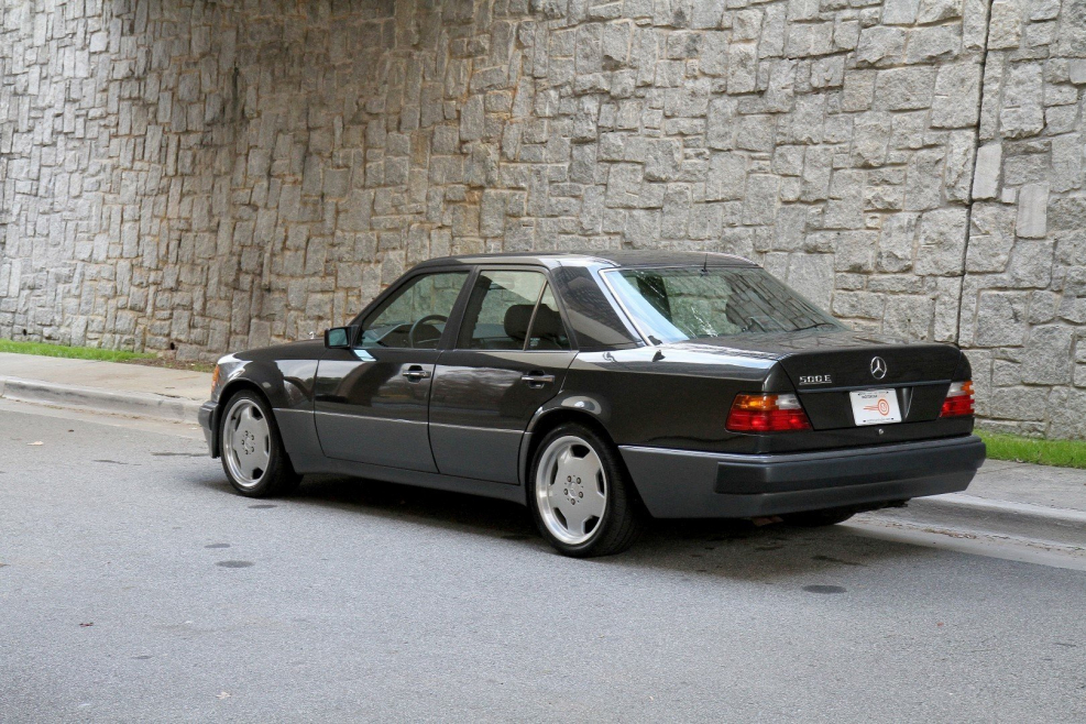 Mercedes Benz 1992
