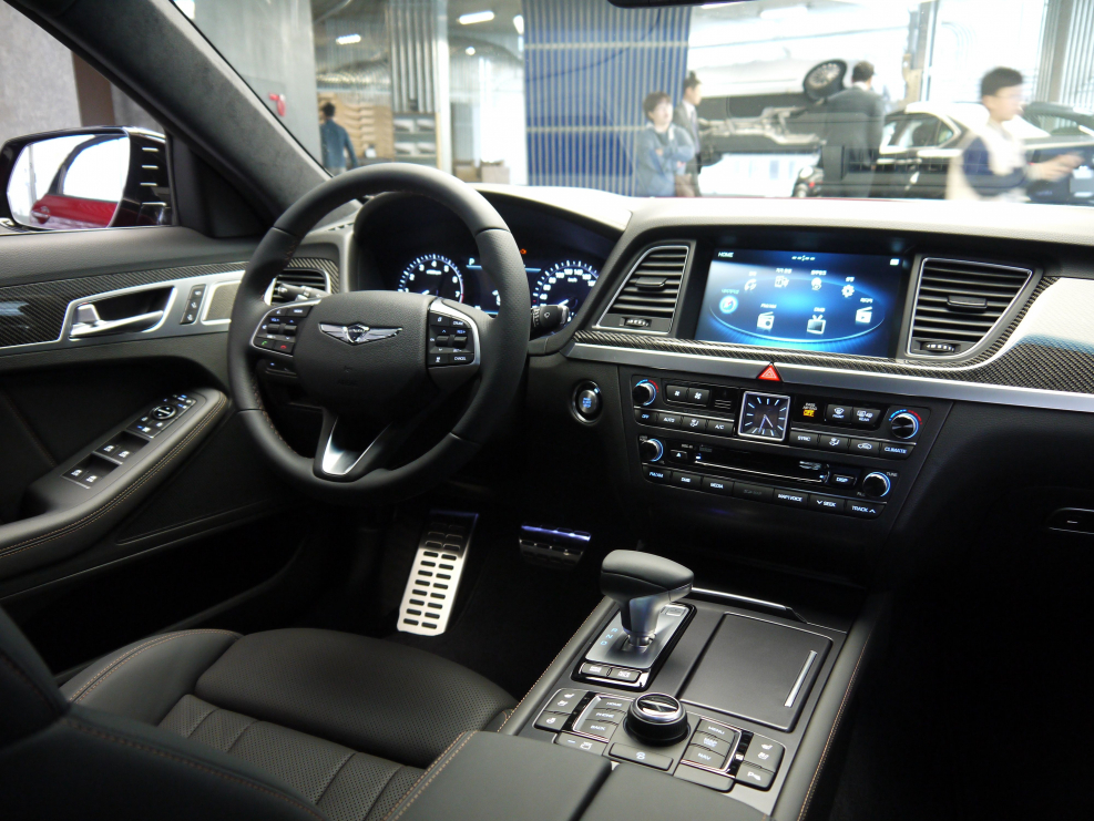 Kia Genesis g90