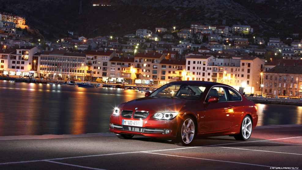BMW e90 город ночь