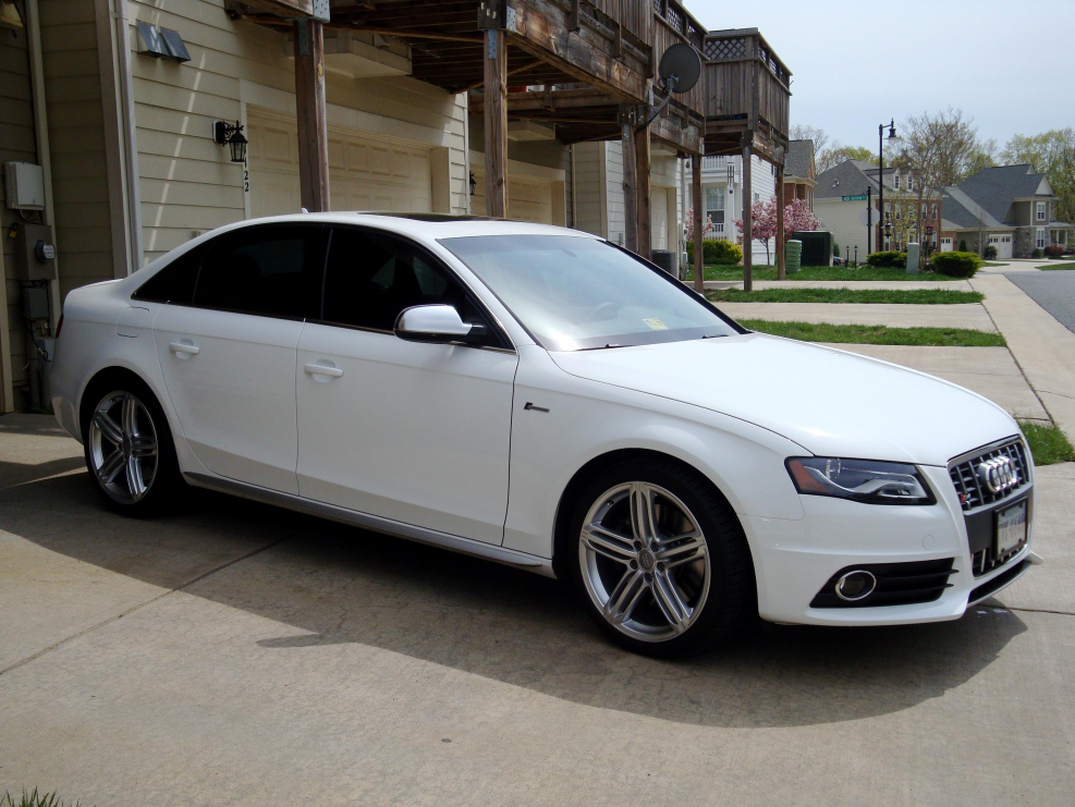 Audi s4 b8 r18