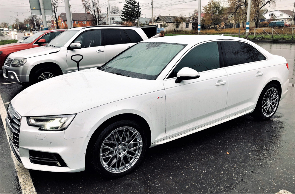 Audi a4 b9 белая