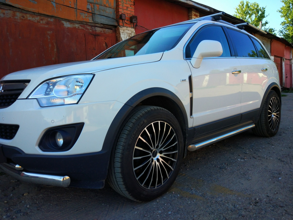 Opel Antara тюнинг белый