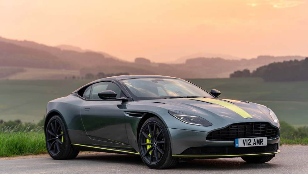 Астон Мартин DB 11/DBS