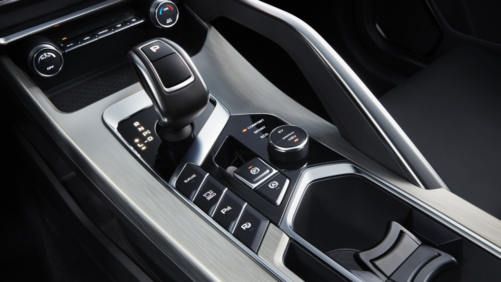 Кроссовер Geely Coolray
