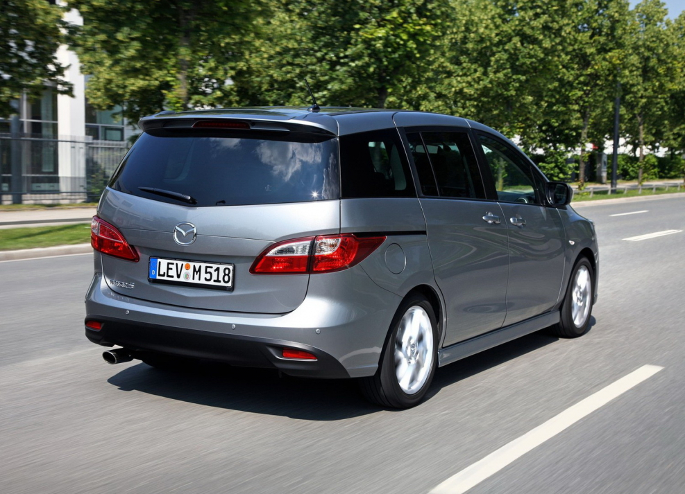 Mazda5 компактвэн