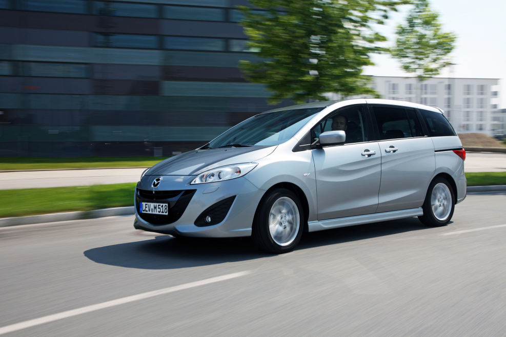 Mazda5 компактвэн