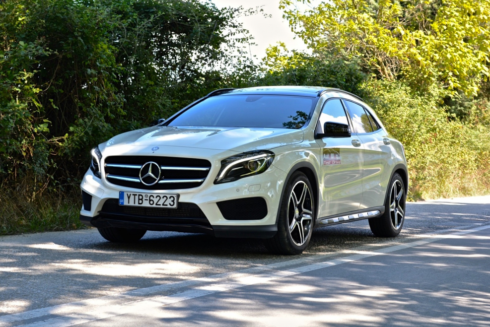 Мерседес Бенц GLA 200 AMG
