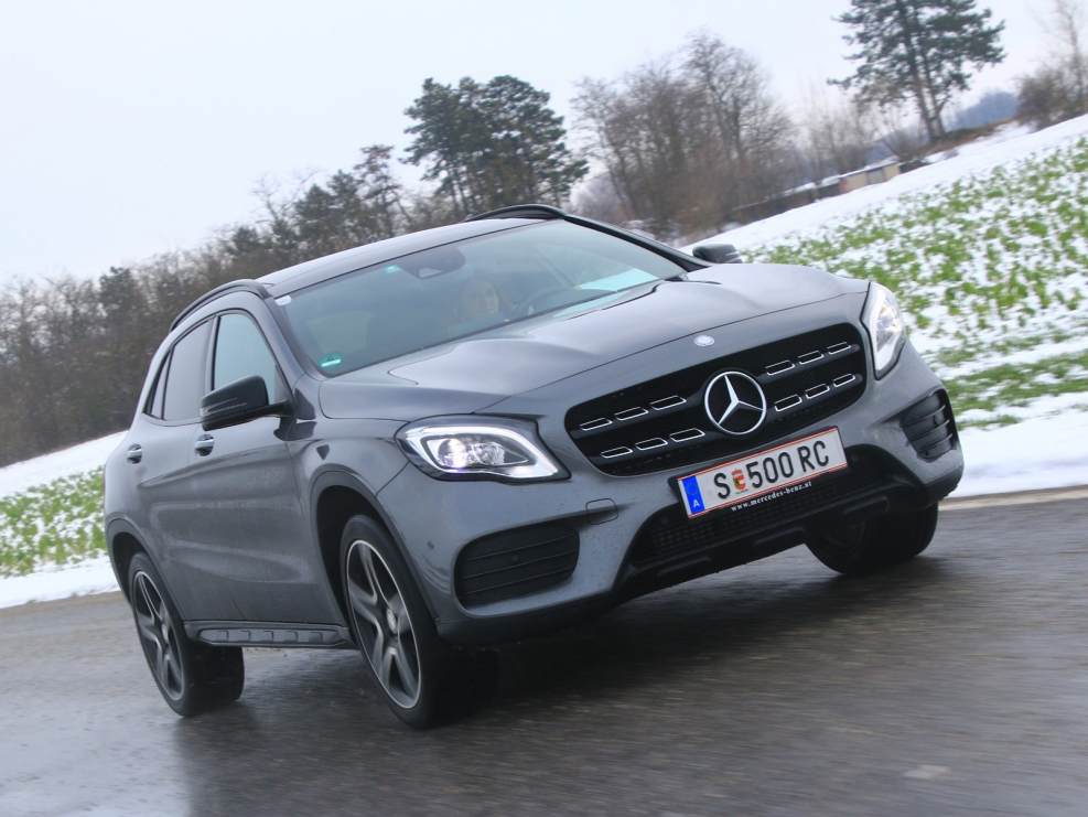 Mercedes-Benz GLA 200