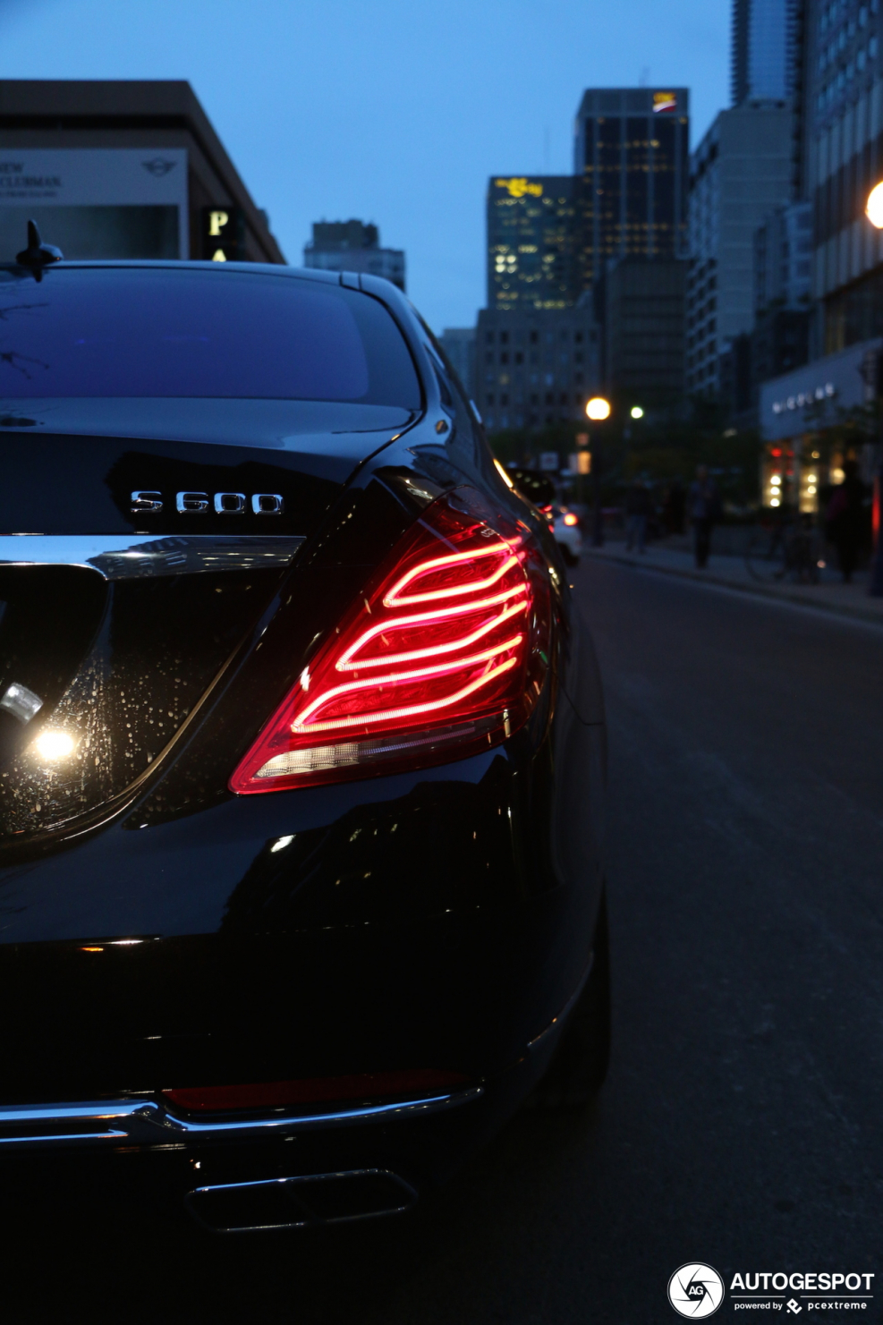 Mercedes w222 Night