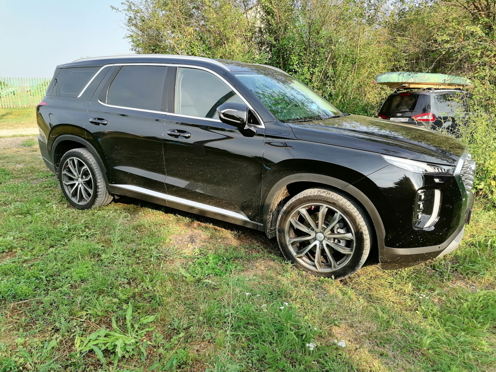 Palisade Hyundai черный