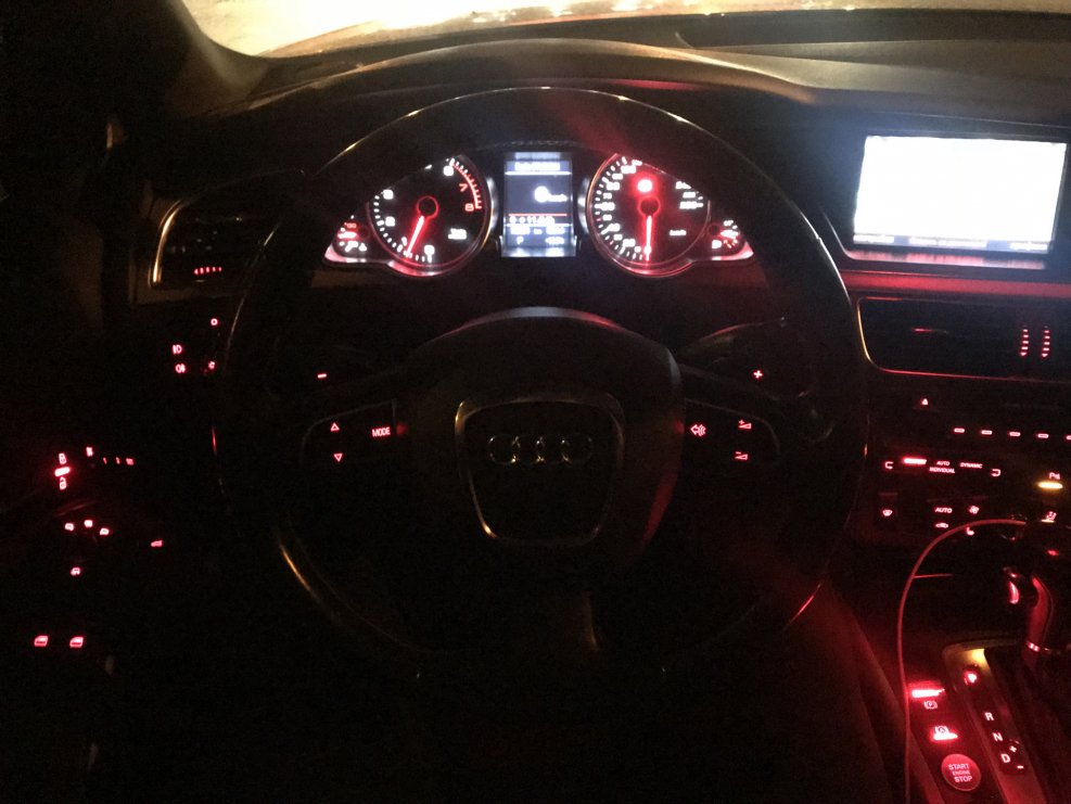 Audi а6 с5 салон ночью