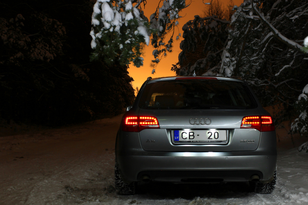 Audi a6 c6 ночью