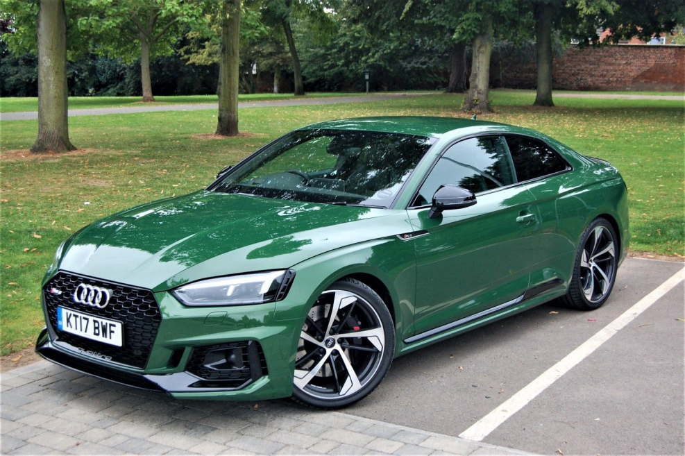 Audi rs5 зеленая