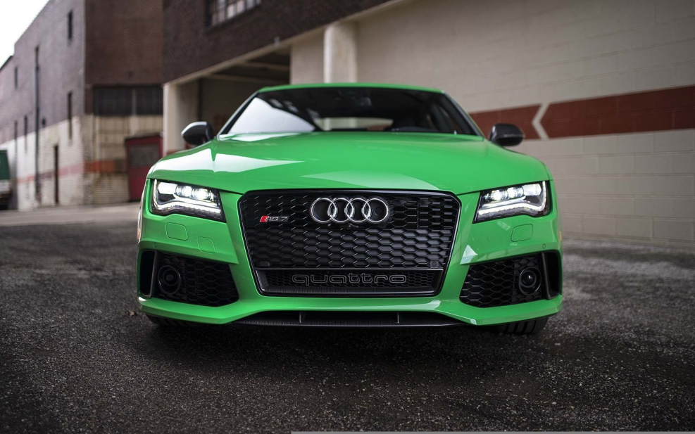 Audi rs7 зеленая