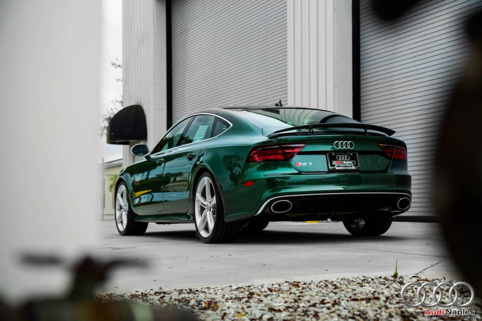 Audi a5 бирюзовый