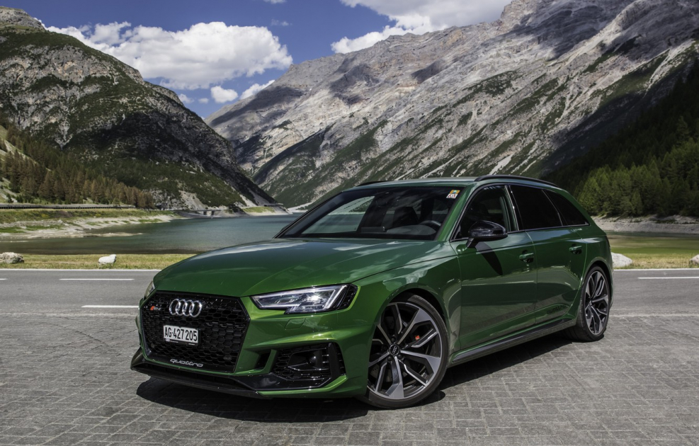 Audi rs4 2018