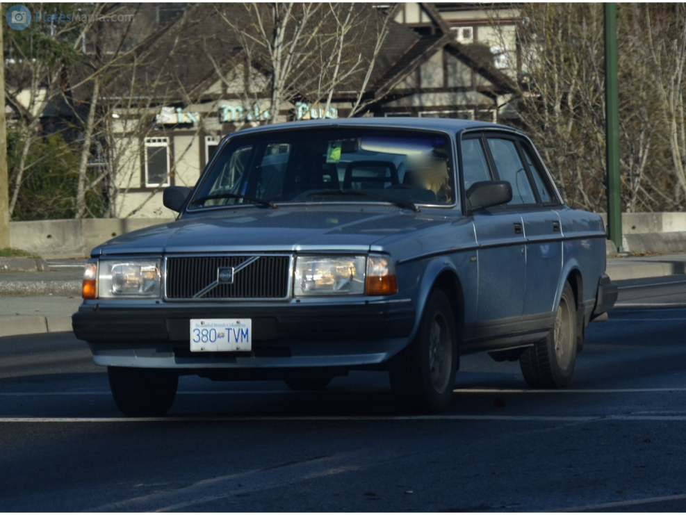 Экскаватор Volvo 380 кабина