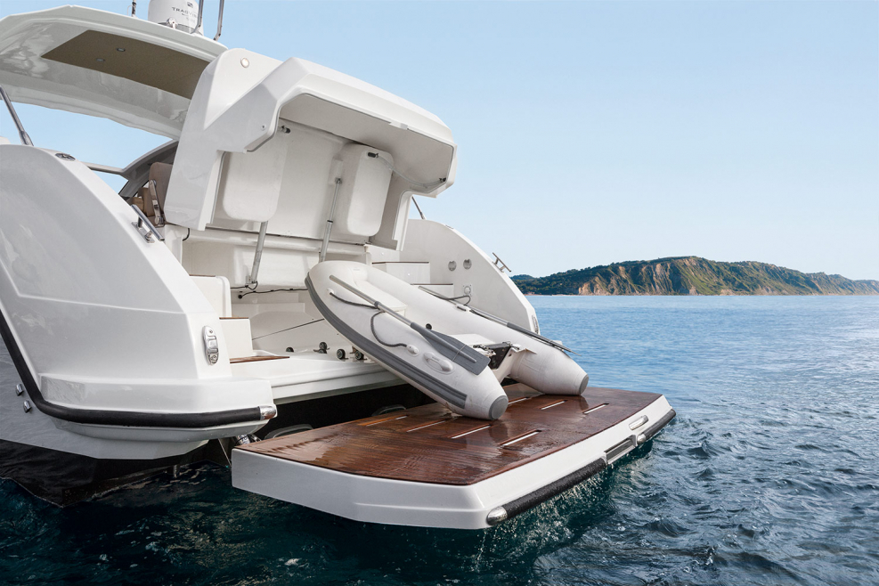 Azimut Atlantis 43