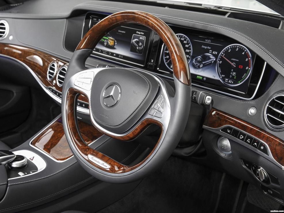 Mercedes-Benz w222 торпеда