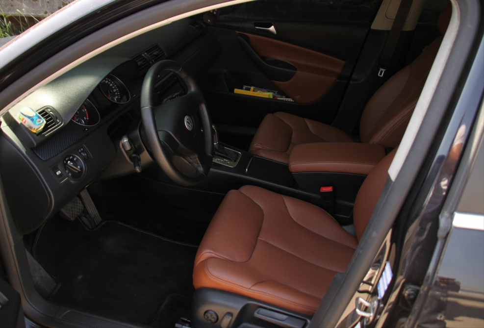 Кожаный салон Passat b6