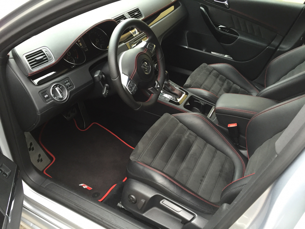 Volkswagen Passat b6 салон