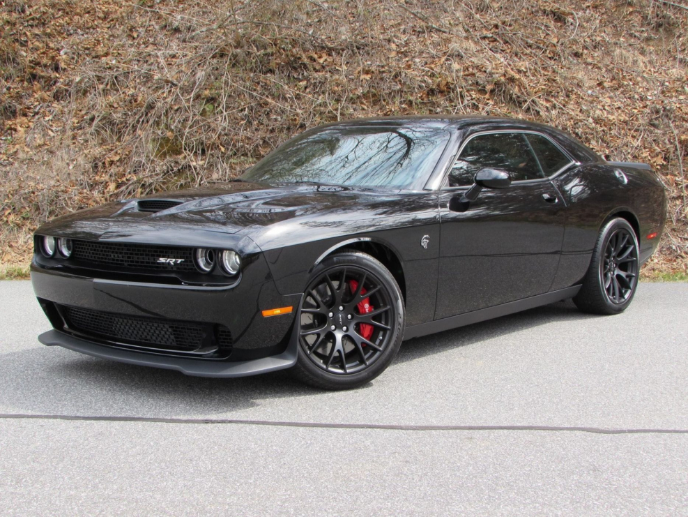 Dodge Challenger srt 2015