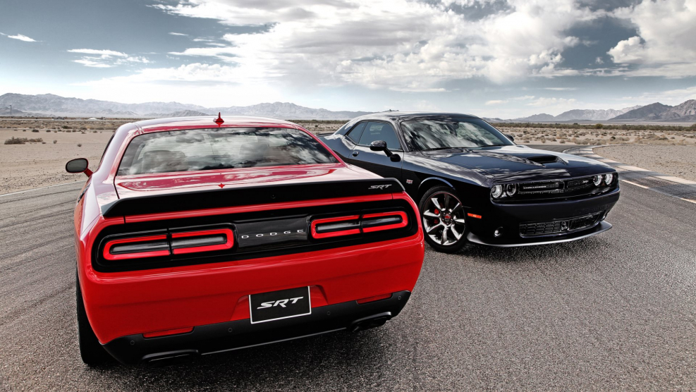 Dodge Challenger srt 2015