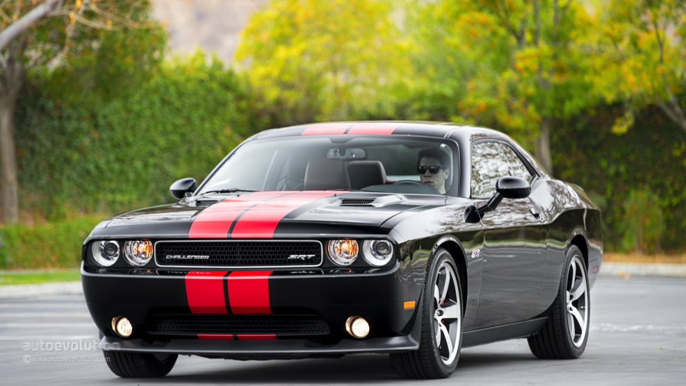 Dodge Challenger srt8 2014