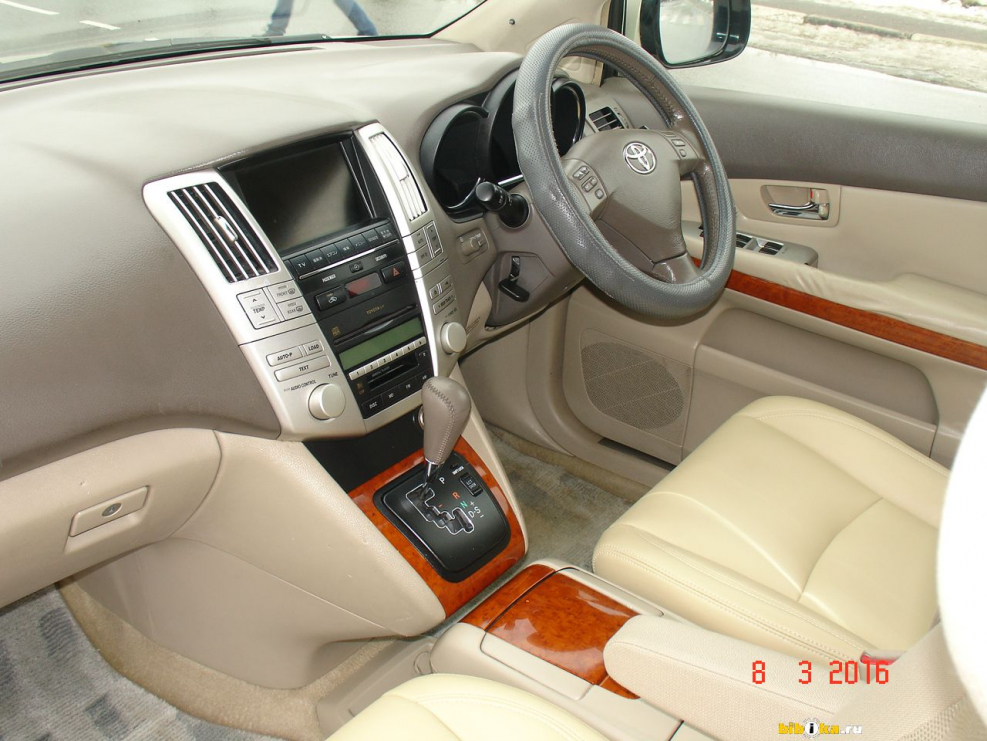 Toyota Harrier 2000 салон