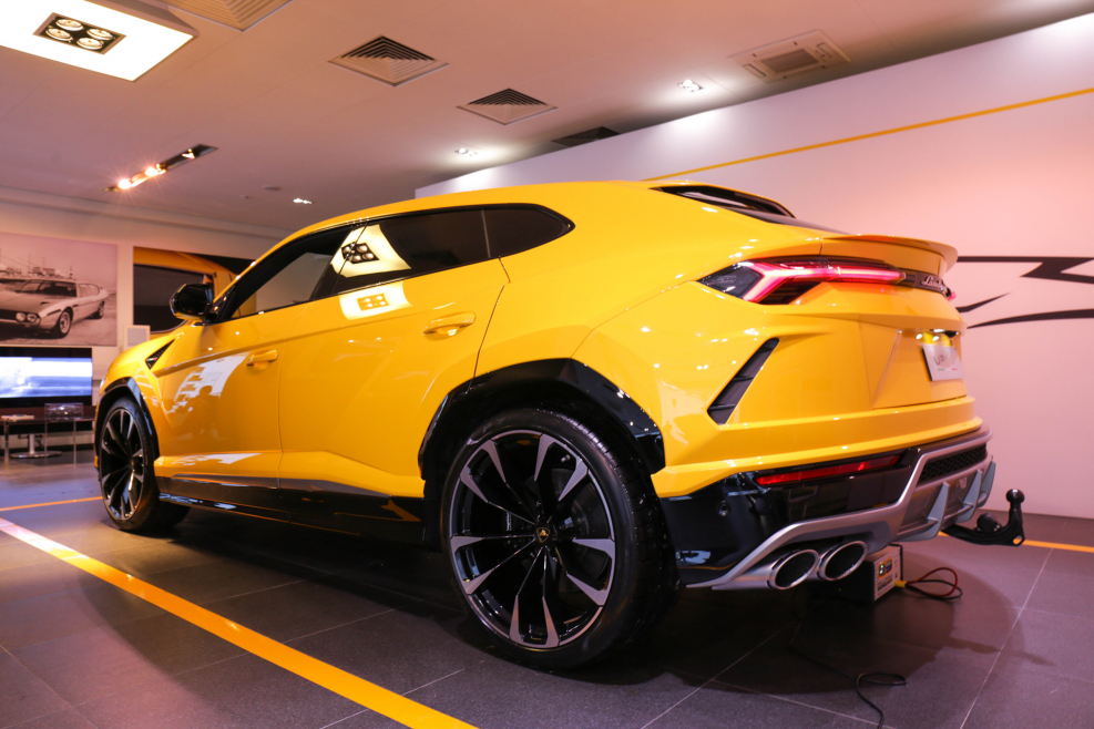 Ламборджини внедорожник Urus
