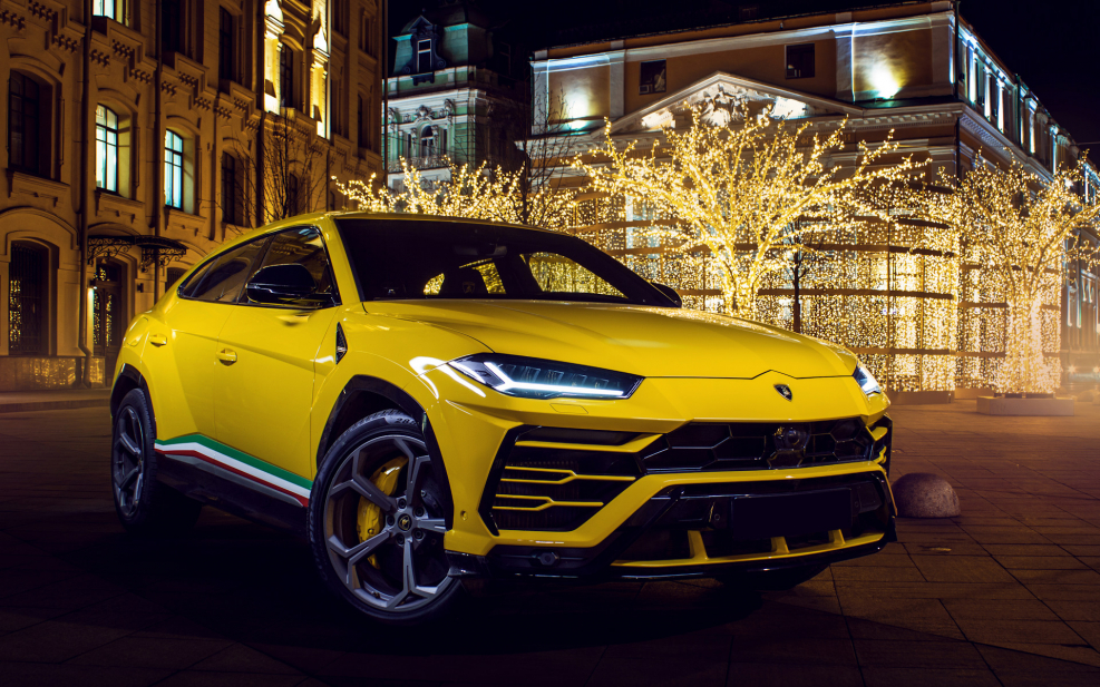 2020 Mansory Lamborghini Urus venatus