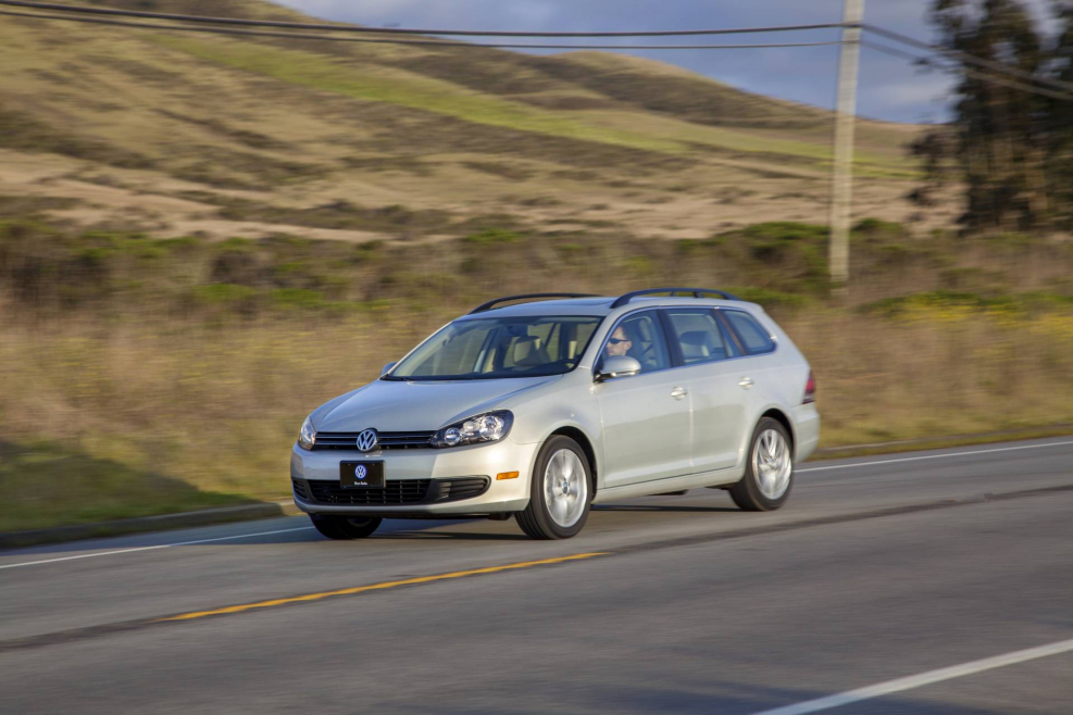 Jetta Volkswagen сзади 2008