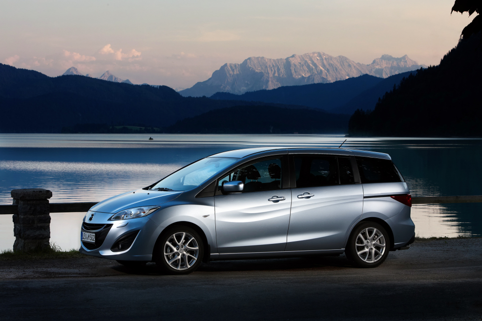 Mazda5 компактвэн