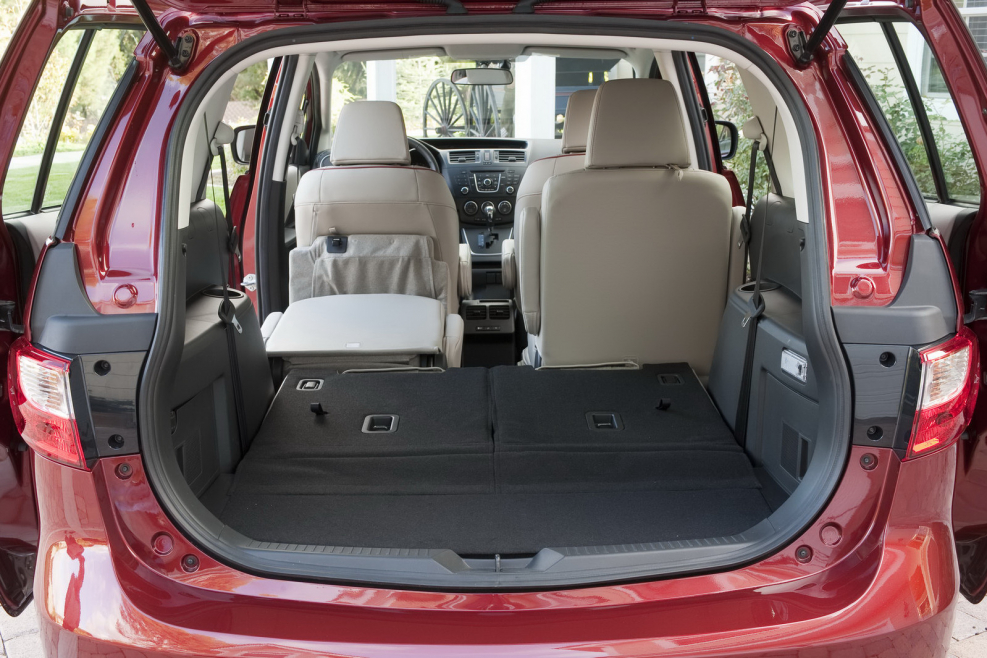 Mazda5 компактвэн салон