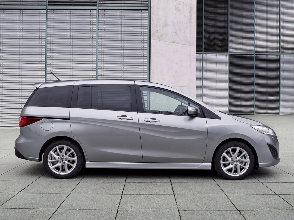 Mazda 5 2018 минивэн