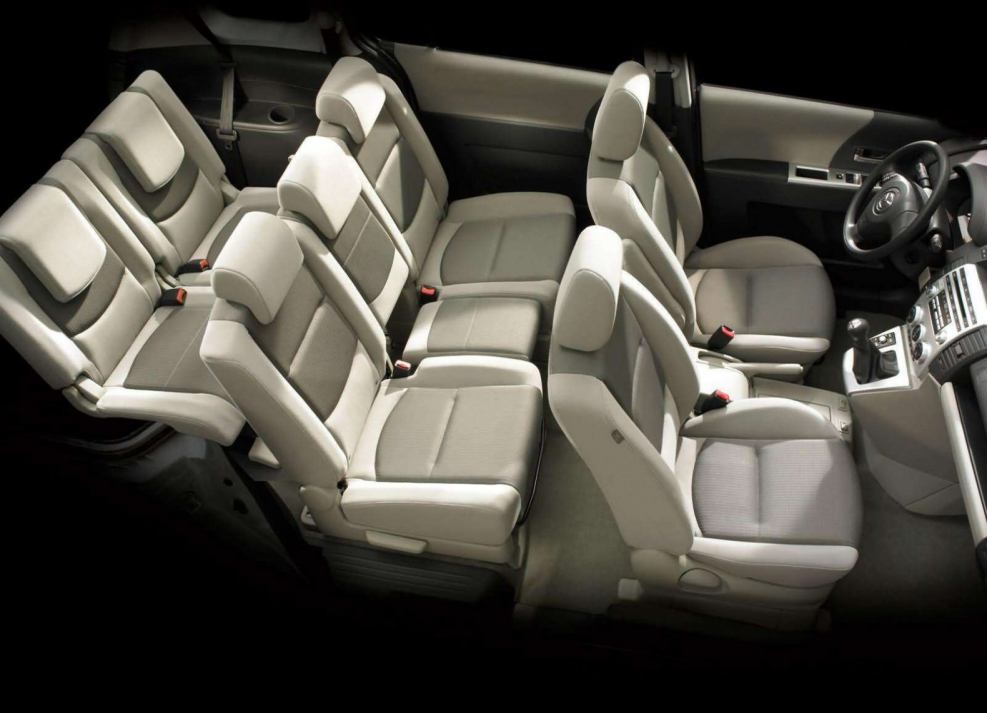 Mazda 5 минивэн салон