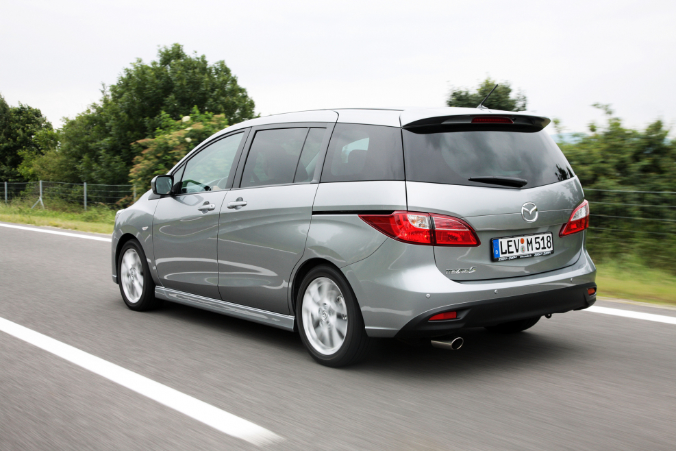 Mazda MPV минивэн 2010