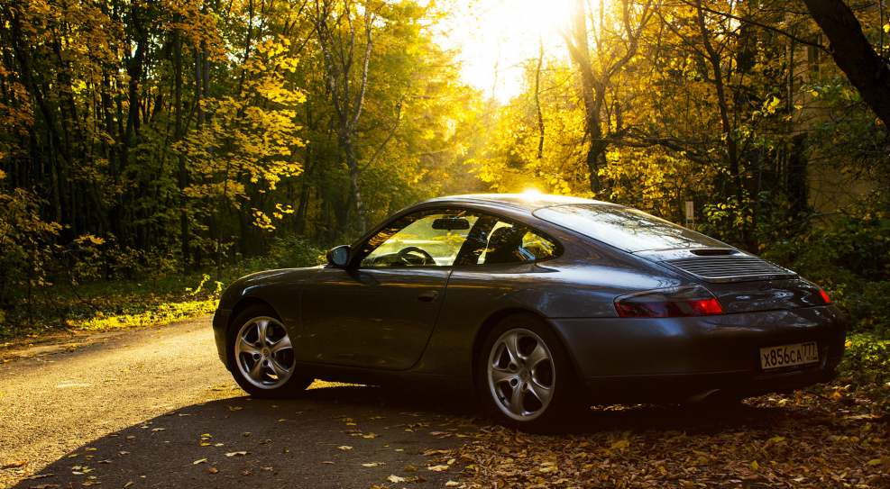 Осень Порше 911 Россия
