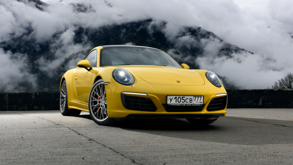 Porsche 911 Carrera 4s Coupe