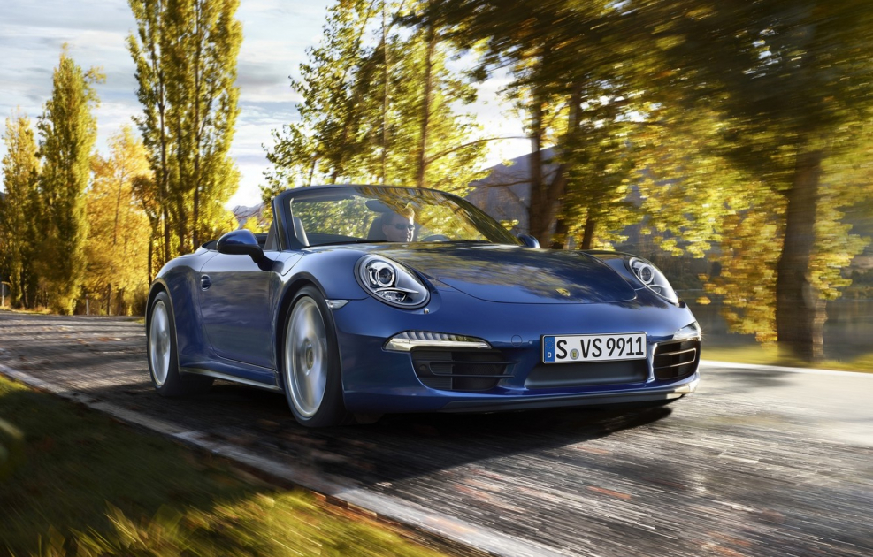 Porsche 911 осень