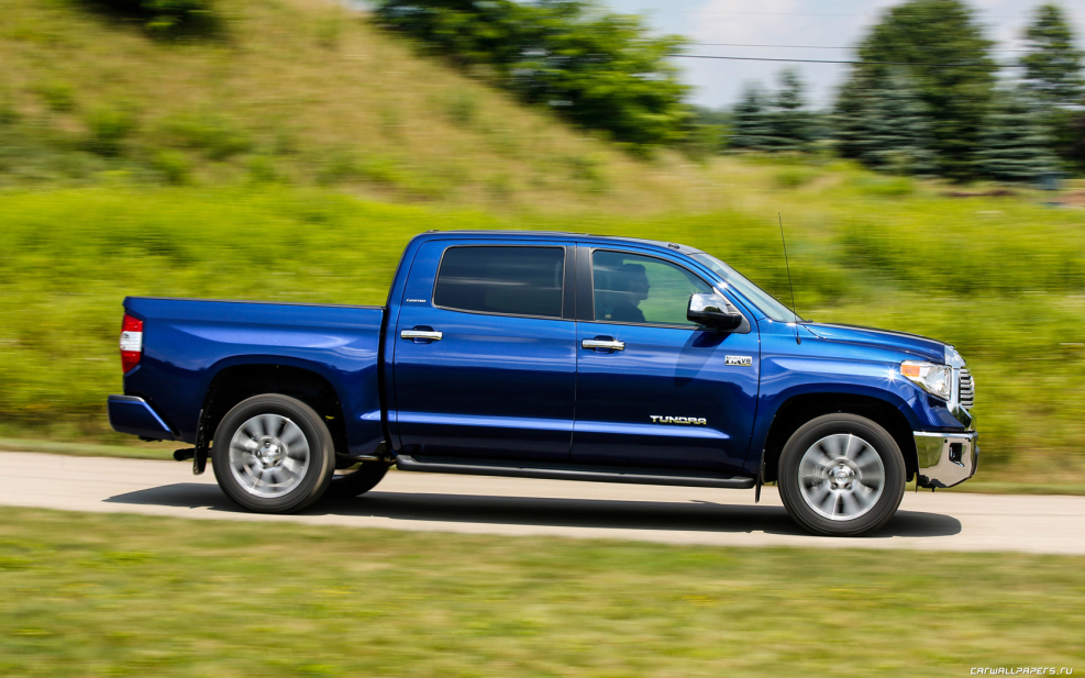 Toyota Tundra CREWMAX
