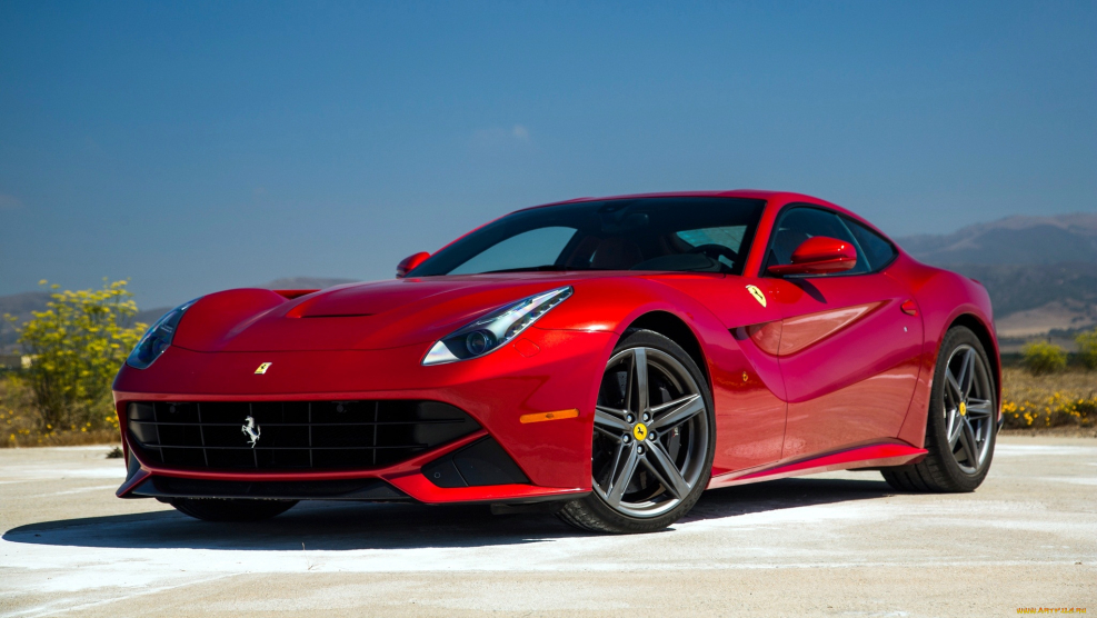 Ferrari f12 Berlinetta Red