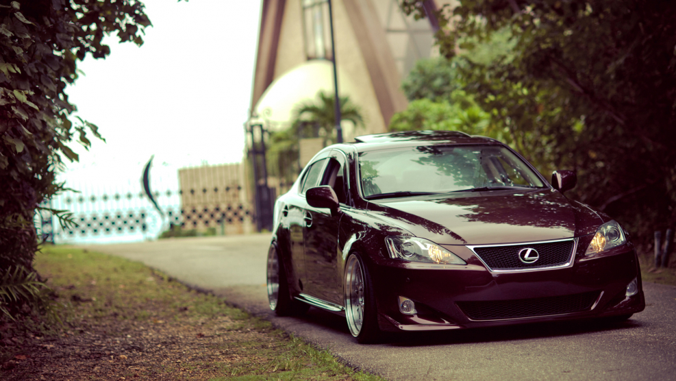 Lexus is 250 HD