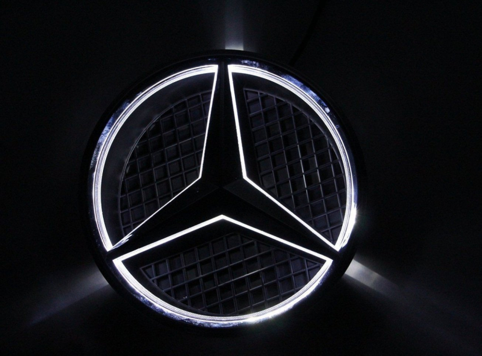 Эмблема решетки Mercedes led GLK