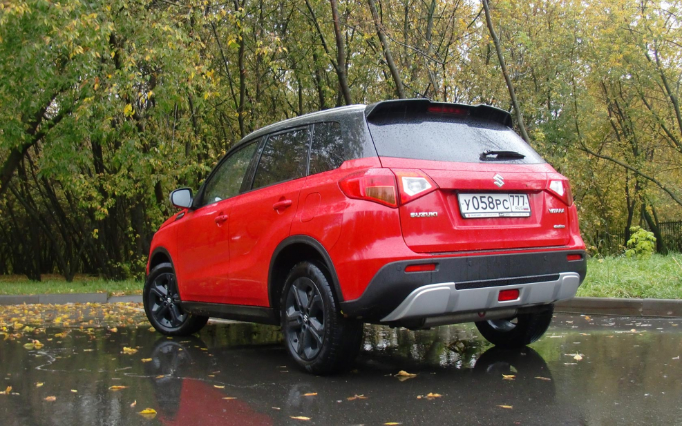 Suzuki Grand Vitara 2.4 МТ, 2011
