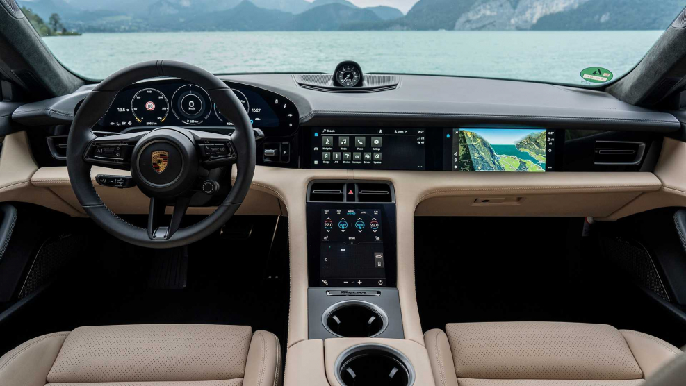 Porsche Taycan 2020 салон