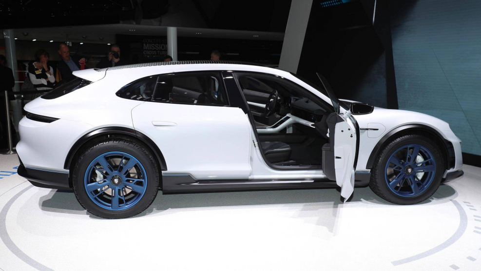 Porsche Mission e Cross Turismo